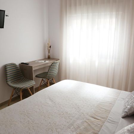 Hostal Torras سانت إلاري ساكالم المظهر الخارجي الصورة