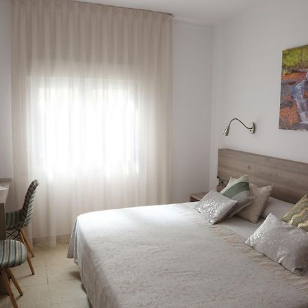 Hostal Torras سانت إلاري ساكالم المظهر الخارجي الصورة