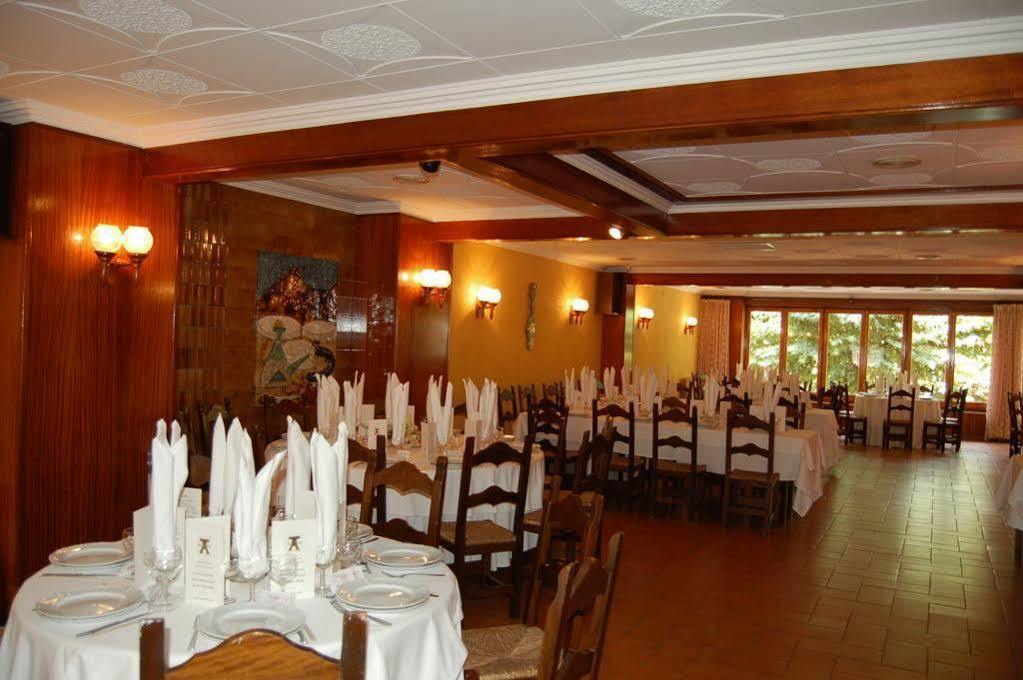 Hostal Torras سانت إلاري ساكالم المظهر الخارجي الصورة