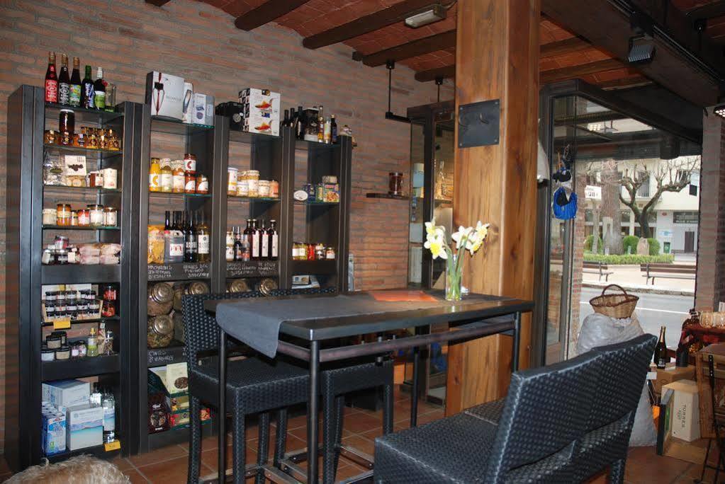 Hostal Torras سانت إلاري ساكالم المظهر الخارجي الصورة