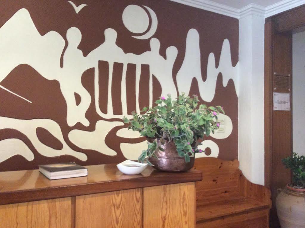 Hostal Torras سانت إلاري ساكالم المظهر الخارجي الصورة