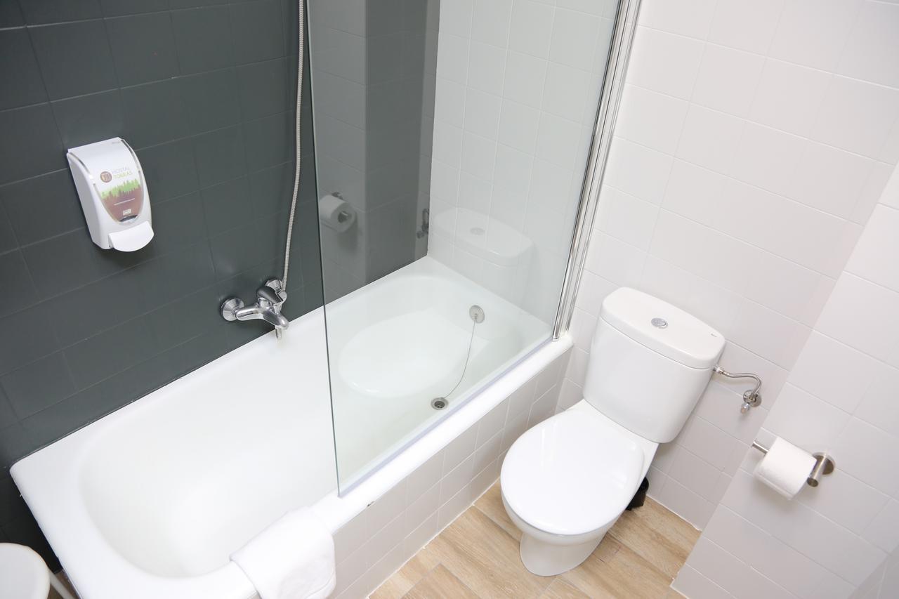 Hostal Torras سانت إلاري ساكالم المظهر الخارجي الصورة