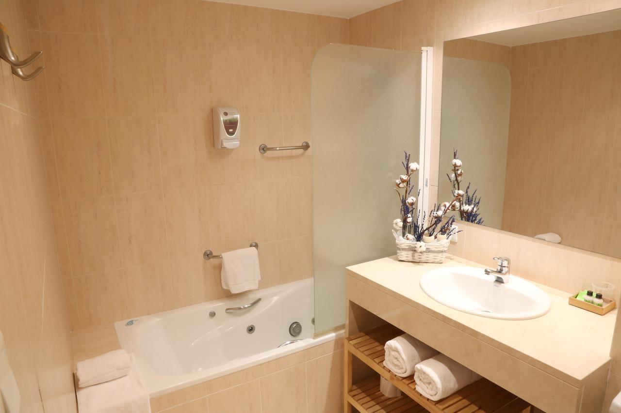 Hostal Torras سانت إلاري ساكالم المظهر الخارجي الصورة
