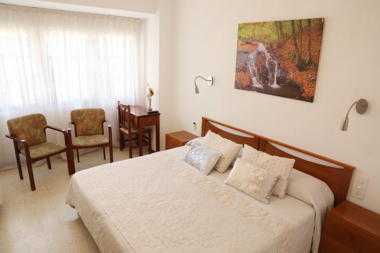 Hostal Torras سانت إلاري ساكالم المظهر الخارجي الصورة