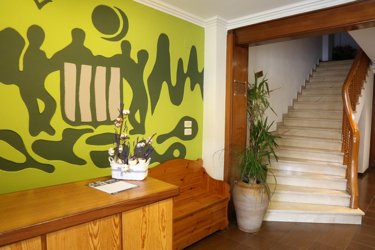 Hostal Torras سانت إلاري ساكالم المظهر الخارجي الصورة
