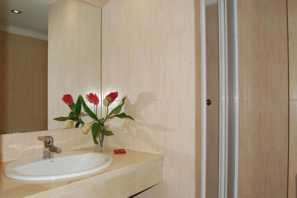 Hostal Torras سانت إلاري ساكالم الغرفة الصورة
